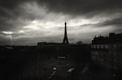 Paříž na jaře, 2022 (foto) od Jon Nicholson