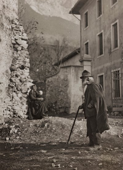 Album "Moje světová válka - vzpomínky na jihozápadní frontu v Korutanech, Itálie, Trentino-Alto Adige) 31.3.1915-12.11. 1918 - Vídeň Josefa Zohleho ": starý muž na venkovské cestě ( od Josef Zohles