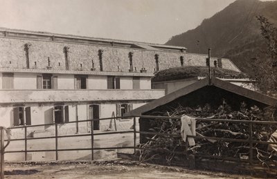 Album "Moje světová válka - vzpomínky na jihozápadní frontu v Korutanech, Itálie, Trentino-Alto Adige) 31.3.1915-12.11. 1918 - Vídeň Josefa Zohleho ": pevnost Chiusaforte od Josef Zohles