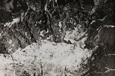 Album "Moje světová válka - vzpomínky na jihozápadní frontu v Korutanech, Itálie, Trentino-Alto Adige) 31.3.1915-12.11. 1918 - Josef Zohles Vídeň ": letecký pohled na válečnou zónu od Josef Zohles