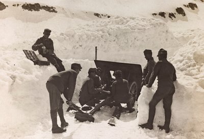 Album Meine weltkriegs - Erinnerungen Jihozápadní fronta (Korutany, Itálie, Jižní Tyrolsko) (Moje světová válka - vzpomínky na jihozápadní frontu v Korutanech, Itálie, Trentino-Alto Adige) 31031915-12111918 od Josef Zohles
