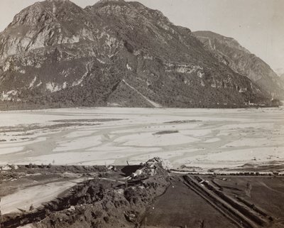Album "Moje světová válka - vzpomínky na jihozápadní frontu v Korutanech, Itálie, Trentino-Alto Adige) 31.3.1915-12.11. 1918 - Vídeň Josefa Zohleho ": Tagliamento (černobílá fotografie) od Josef Zohles