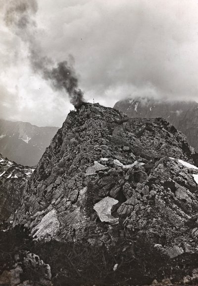Album "Moje světová válka - vzpomínky na jihozápadní frontu v Korutanech, Itálie, Trentino-Alto Adige) 31.3.1915-12.11. 1918 - Vídeň Josefa Zohleho ": válečná zóna (č/b foto) od Josef Zohles