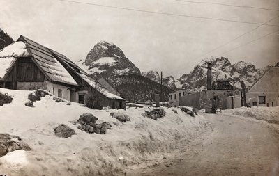 Album "Moje světová válka - vzpomínky na jihozápadní frontu v Korutanech, Itálie, Trentino-Alto Adige) 31.3.1915-12.11. 1918 - Vídeň Josefa Zohleho ": pohled na Cave del Predil (b/ od Josef Zohles