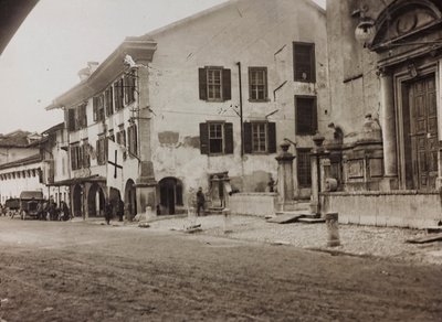 Album "Moje světová válka - vzpomínky na jihozápadní frontu v Korutanech, Itálie, Trentino-Alto Adige) 31.3.1915-12.11. 1918 - Josef Zohles Wien ": vojáci Tolmezzo (č/b phot od Josef Zohles