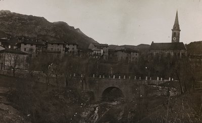 Album "Moje světová válka - vzpomínky na jihozápadní frontu v Korutanech, Itálie, Trentino-Alto Adige) 31/03/1915-12/11/ 1918 - Josef Zohles Vienna ": pohled na vesnici Carnia od Josef Zohles