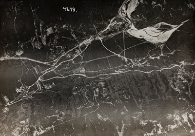 Album "Meine weltkriegs - Erinnerungen Jihozápadní fronta (Korutany, Itálie, Jižní Tyrolsko) (Moje světová válka - vzpomínky na jihozápadní frontu v Korutanech, Itálie, Trentino-Alto Adige) 31/03/1915-12/11/ 1918 - Josef Zohles Wien ": ariální pohled na it od Josef Zohles