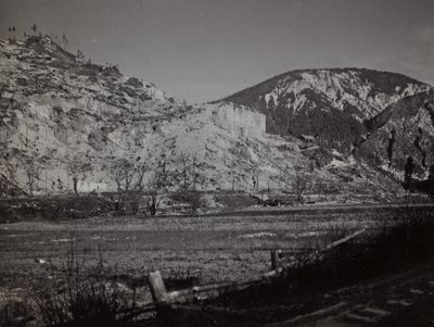 Album "Moje světová válka - vzpomínky na jihozápadní frontu v Korutanech, Itálie, Trentino-Alto Adige) 31.3.1915-12.11. 1918 - Vídeň Josefa Zohleho ": Fort Hensel (č/b foto) od Josef Zohles