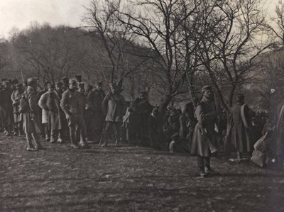 Album "Moje světová válka - vzpomínky na jihozápadní frontu v Korutanech, Itálie, Trentino-Alto Adige) 31.3.1915-12.11. 1918 - Josef Zohles Vídeň ": zajatci (č/b foto) od Josef Zohles