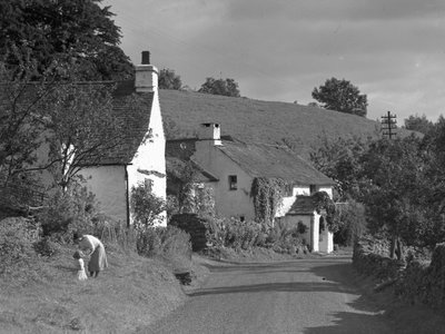 Silnice Lyth Valley na jih s chatami ve Winsteru od Joseph Hardman