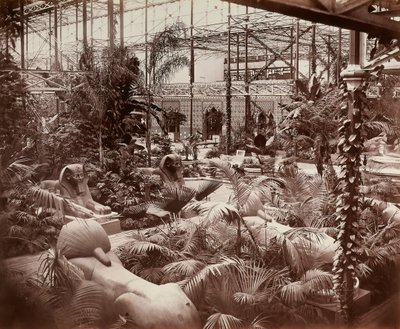 Crystal Palace v Londýně: tropická část, kolem roku 1870 (černobílá fotografie) od Joseph Paxton