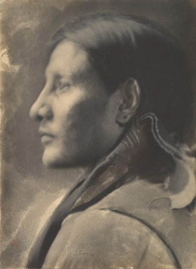 Indiánská hlava, 1898. od Joseph Turner Keiley