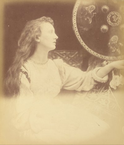 Elaine "Lilie - služebná Astolatu" od Julia Margaret Cameron