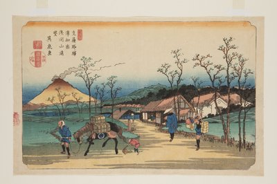 č. 4, stanice Urawa: Pohled do dálky na horu Asama (Urawa shuku, Asamayama enb?) (barevný dřevořez) od Keisai Eisen