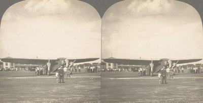 Skupina 3 sterografických pohledů na letectví, včetně bratří Wrightů, 1900-1929. od Keystone View Company