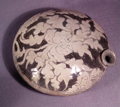 Art coreen: porcelánová láhev na víno (nebo láhev). Koryo období od Korean School