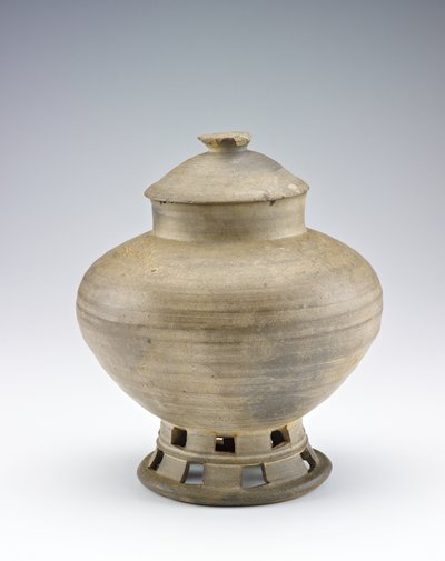 Jar, 1. polovina 6. století (neglazovaná kamenina se stopami přírodní popelové glazury) od Korean School