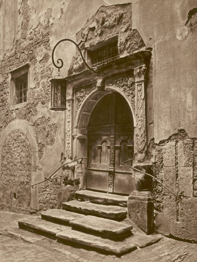 Rothenburg o d T, Portal des alten Rathauses; Rothenburg-on-the-Tauber, brána staré radnice (černobílá fotografie) od Kurt Hielscher