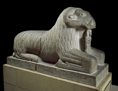 Socha Amunova berana, asi 680 př. n. l. (žula) od Late Period Egyptian
