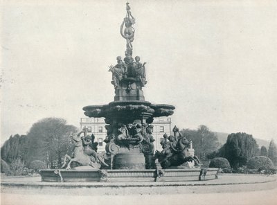 Fontána v Curraghmore, The Seat of the Most Hon. markýz z Waterfordu, c1915 od Leonard Willoughby