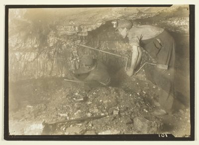 Vrtání pro výstřel: Staromódní způsob těžby uhlí od Lewis Wickes Hine