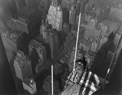 Raising the Mast, Empire State Building, 1939 od Lewis Wickes Hine