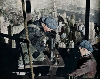 Přinýtování posledních šroubů na budově The Morning Mast of the Empire State, c1931 od Lewis Wickes Hine