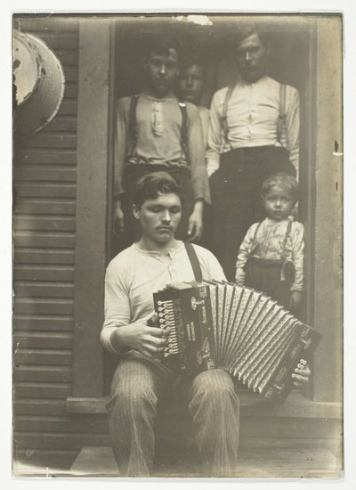 Slovenský ocelář v Pittsburghu odpočívá po večeři od Lewis Wickes Hine