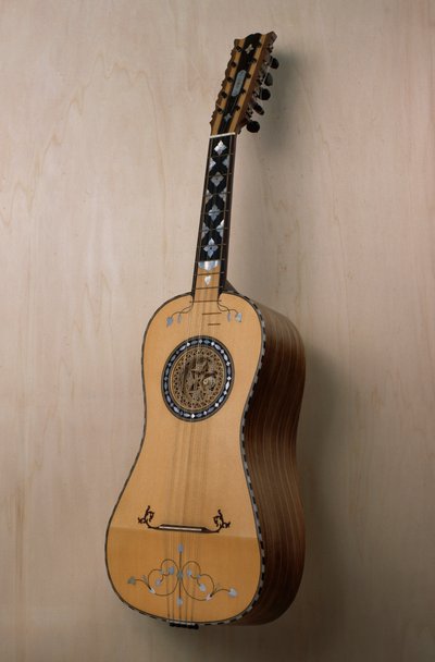 Chitarra battente (kytara), hudební nástroj postavený v dílně houslaře Pasquale Scala v Praiano, Kampánie. Itálie, 20. století od Unbekannt Unbekannt
