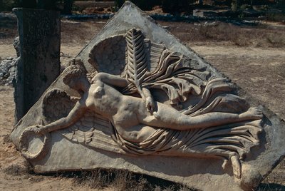 Reliéf oblouku Septima Severa na fóru Severan zobrazující Okřídlenou bohyni vítězství, Libye, Historická Tripolitánie, Leptis Magna (Seznam světového dědictví UNESCO). od Unbekannt Unbekannt