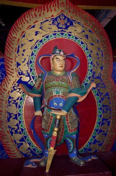 Socha válečníka uvnitř dřevěné pagody Yingxian (nebo Pagoda Sakyamuni) poblíž Datongu v Číně. Čínská civilizace od Unbekannt Unbekannt