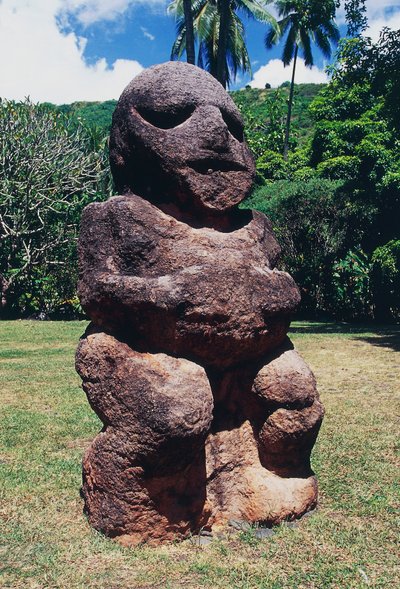 Tiki, marae (chrám) Arahurahu, socha, Tahiti, Společenské ostrovy, Souostroví Návětrných ostrovů, Francouzská Polynésie (zámořské území Francouzské republiky) od Unbekannt Unbekannt