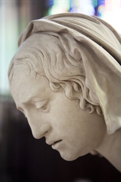 Pohřeb a mdloby Panny, detail: hlava Salome od Ligier Richier