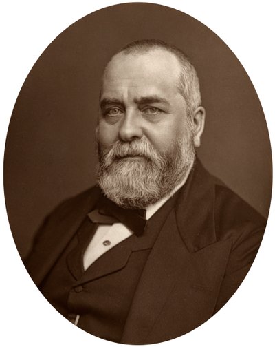 Sir Francis Philip Cunliffe Owen, ředitel South Kensington Museum, 1880. od Lock and Whitfield