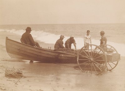 Rybáři vykládající loď, Sea Bright, New Jersey od Louis Comfort Tiffany