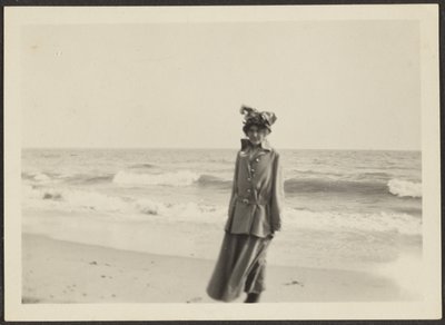 [Florence at the Deach] od Louis Fleckenstein