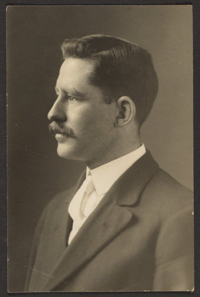 [Muž s bílou kravatou] od Louis Fleckenstein