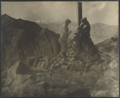 Monument Peak - Údolí smrti od Louis Fleckenstein