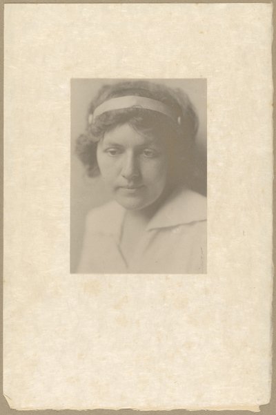 Sara Holin od Louis Fleckenstein