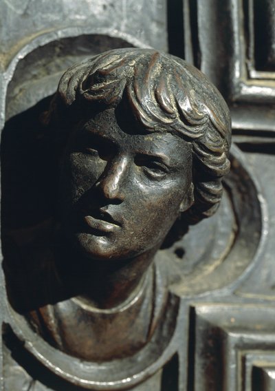 Hlava Giuliana de Medici, detail z bronzové práce na dveřích od Luca della Robbia (1400-1481). Nová sakristie, katedrála Santa Maria del Fiore, Florencie. Itálie od Luca Della Robbia