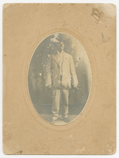 Fotografie muže, ca. 1910. od Lucius Harper