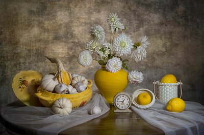 Citrony, jiřiny, sklizeň od Lydia Jacobs