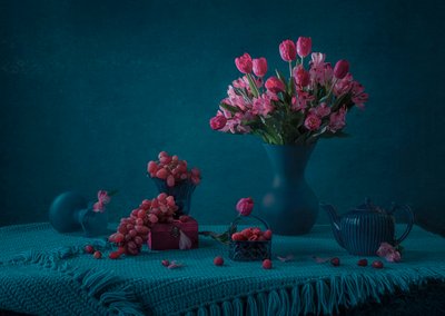 Náladové květinové zátiší od Lydia Jacobs