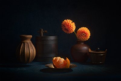 Zátiší s oranžovou jiřinou od Lydia Jacobs