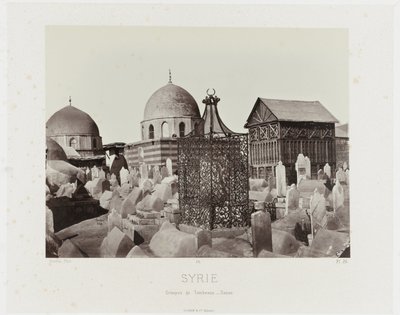 Gezicht op een begraafplaats in Damašek (Sýrie/Skupiny hrobek - Damašek) Starověká architektura: Egypt, Řecko, Malá Asie: Fotoalbum (název série) od Maison Bonfils