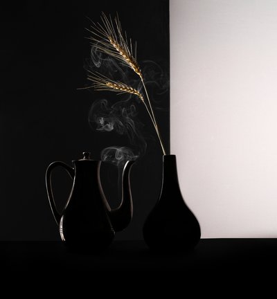 Čajová konvice „Golden Wheat“ s parní tryskou od Margareth Perfoncio