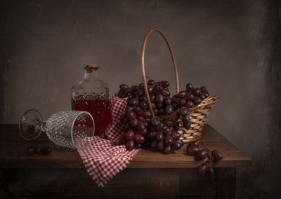 Staré odrůdy hroznů a víno od Margareth Perfoncio