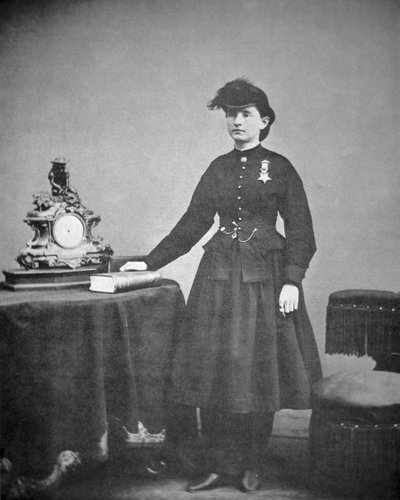 Dr. Mary Edwards Walker (1832-1919) (černobílá fotografie) od Mathew Brady