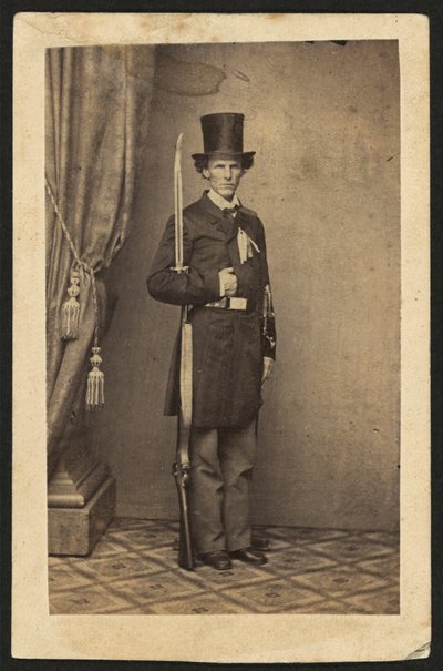 James Henry Lane (1814-1866), politik a vůdce Free State Party of Kansas, celovečerní portrét, se zbraní (sépiová fotografie) od Mathew B. Brady