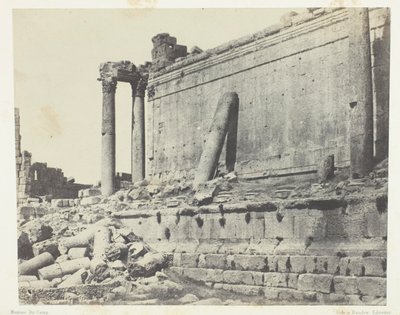Baalbeck (Heliopolis), Jupiterův chrám, východní fasáda; Sýrie od Maxime Du Camp